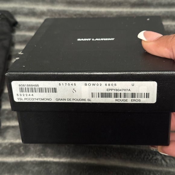 COPY - SAINT LAURENT
Monogramme quilted textured-leather wallet - Picture 4 of 8